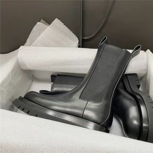 Luxury Chelsea Boots Women